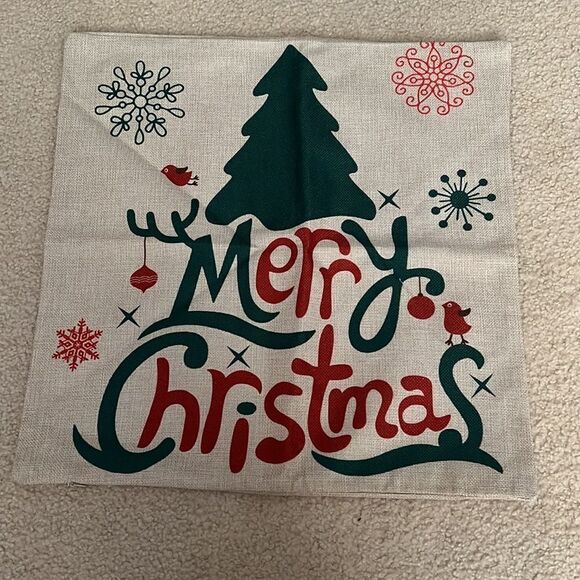 4 17x17 CHRISTMAS PILLOW COVERINGS NIP - Picture 5 of 5